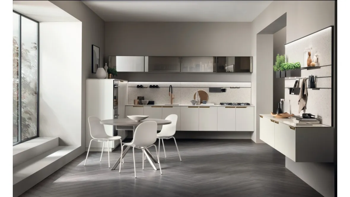 Cucina su misura Mia in Bianco Prestige ed Alluminio di Scavolini